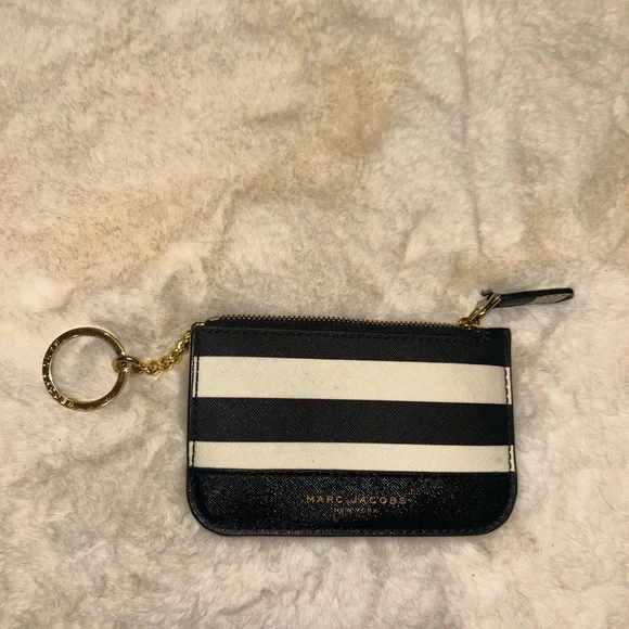 Marc Jacobs Key Chain Wallet - Picture 4 of 6